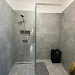 Keřová 7 *