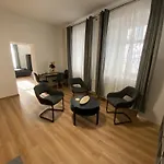 Διαμέρισμα Kerova 7 *
